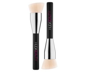 Huda Beauty Base Brush