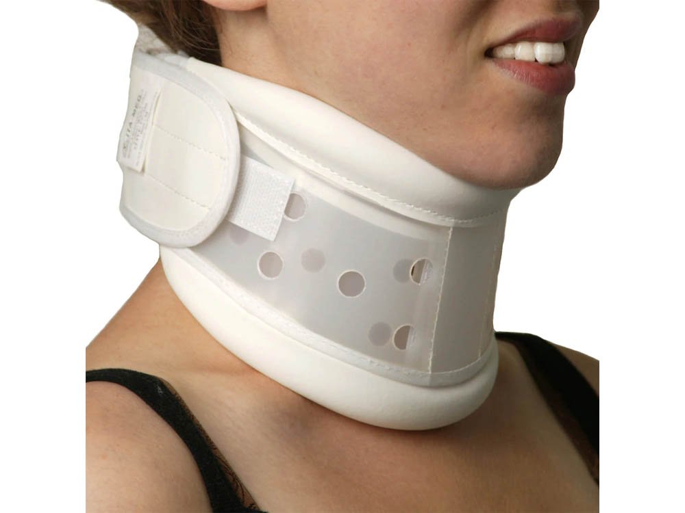 ORTHO HARD COLLAR WITH CHIN LARGE